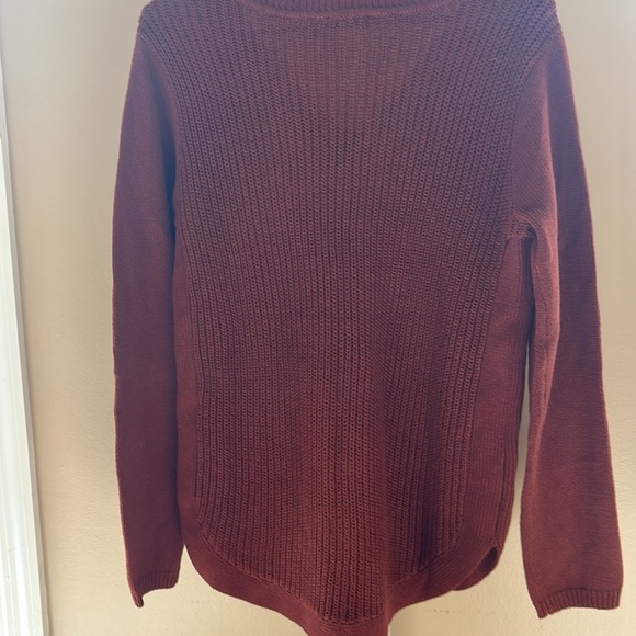 R D Style Long Sleeve Sweater. NWOT - Picture 2 of 9